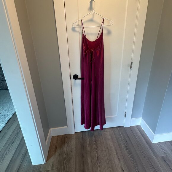 Line & Dot Makena satin dress Large Pink - Picture 4 of 7